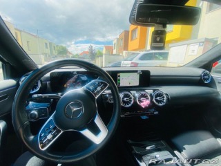 Mercedes-Benz A A180 Original Service Boo 2018