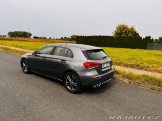 Mercedes-Benz A A180 Original Service Boo 2018