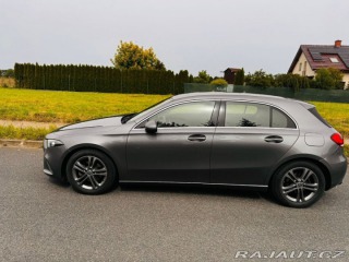 Mercedes-Benz A A180 Original Service Boo 2018