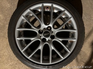 Mini Cooper S 1,6 l. 135kw 2011