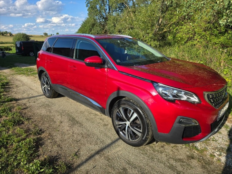 Peugeot 5008 1,5 59 000 km/ 1.majite