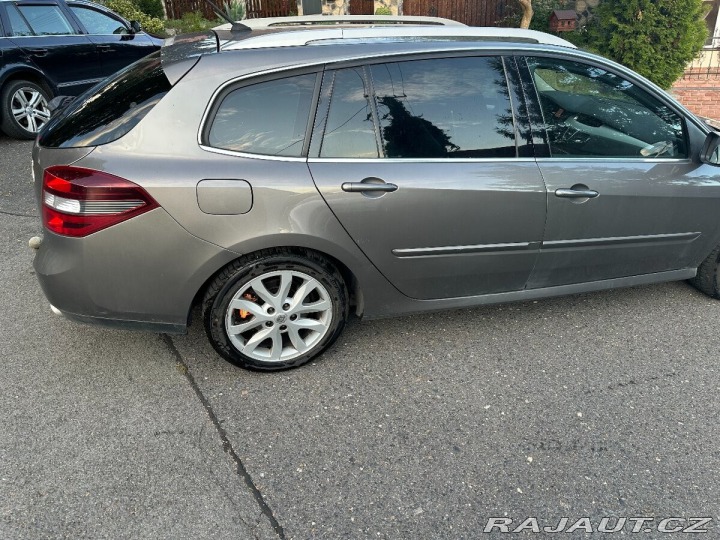 Renault Laguna 2,0 III dCi 127 kW, 189 2008