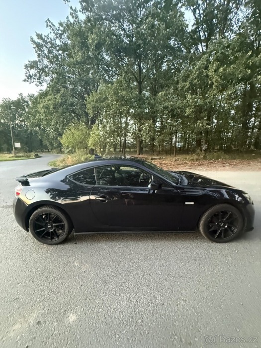 Subaru BRZ 2,0   147 kW automat 2013