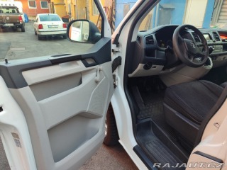 Volkswagen Caravelle 2,0 T6 tdi 2015