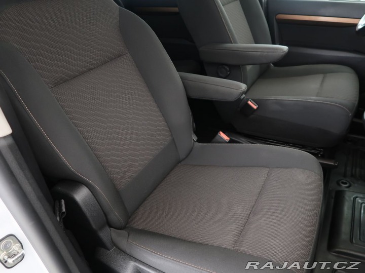 Toyota ProAce 2.0,D-4D,L2,Family,Manuál 2022