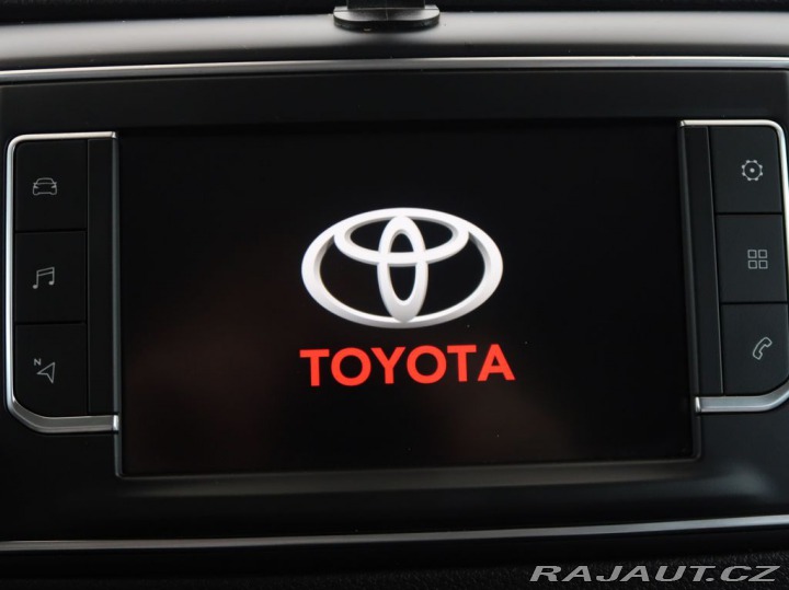 Toyota ProAce 2.0,D-4D,L2,Family,Manuál 2022