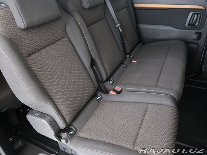 Toyota ProAce 2.0,D-4D,L2,Family,Manuál 2022