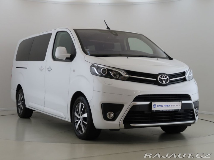 Toyota ProAce 2.0,D-4D,L2,Family,Manuál 2022