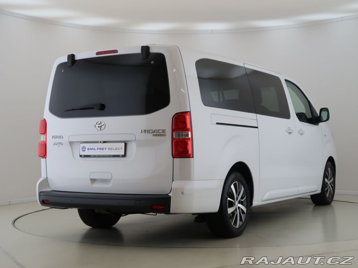 Toyota ProAce 2.0,D-4D,L2,Family,Manuál 2022