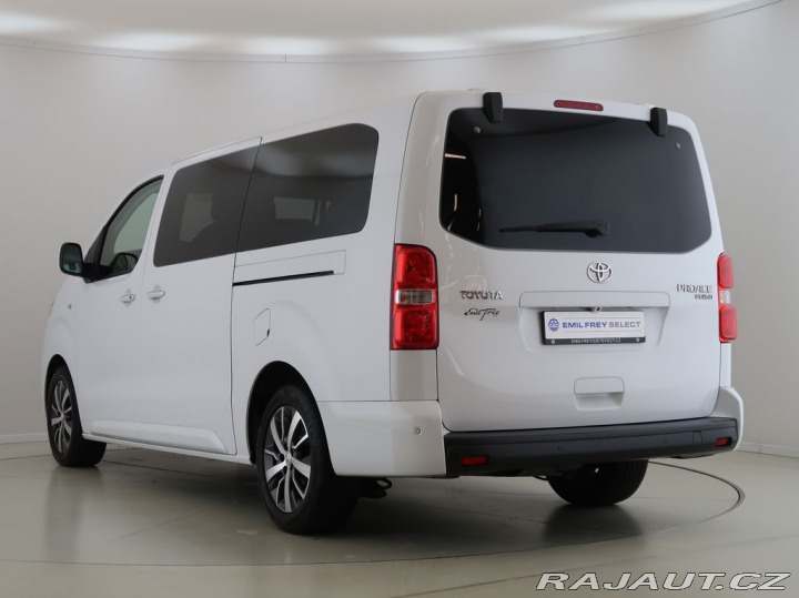Toyota ProAce 2.0,D-4D,L2,Family,Manuál 2022
