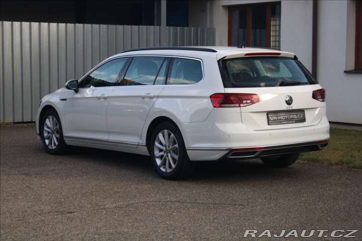 Volkswagen Passat 1,4 GTE PLUGIN Hybrid Kom 1800