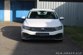 Volkswagen Passat 1,4 GTE PLUGIN Hybrid Kom 1800