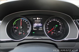 Volkswagen Passat 1,4 GTE PLUGIN Hybrid Kom 1800
