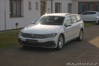 Volkswagen Passat 1,4 GTE PLUGIN Hybrid Kom 1800