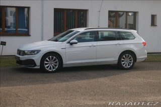 Volkswagen Passat 1,4 GTE PLUGIN Hybrid Kom 1800