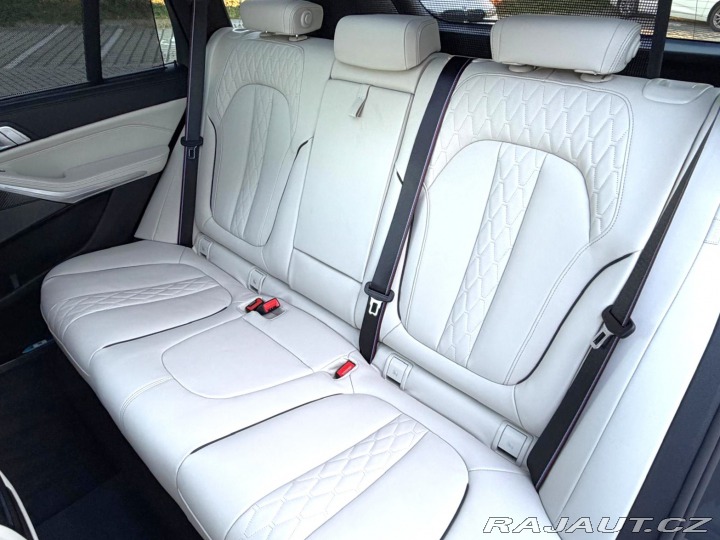 BMW X5 xDrive30d 1800