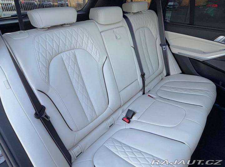 BMW X5 xDrive30d 1800