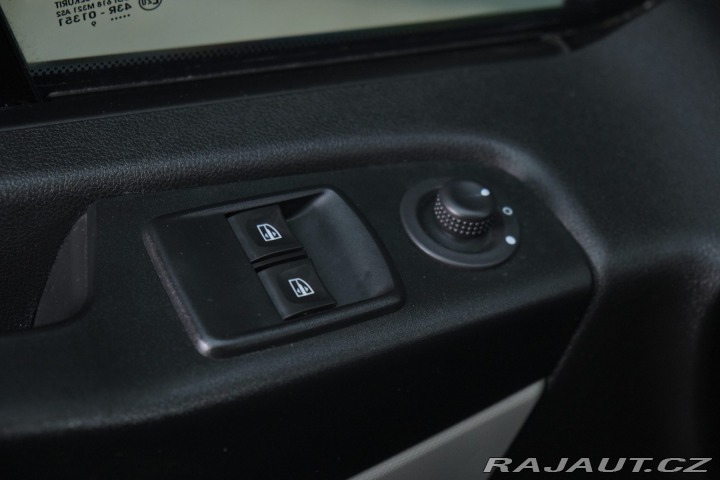 Ostatní značky Ostatní modely RenaultTraficBustraffic1. 2019