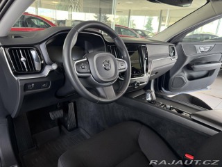 Volvo V60 B4 AUT*145kW*KeyLess*Tažn 2022