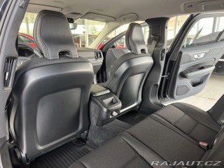 Volvo V60 B4 AUT*145kW*KeyLess*Tažn 2022