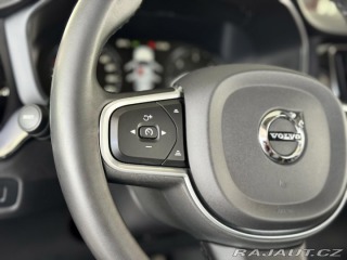 Volvo V60 B4 AUT*145kW*KeyLess*Tažn 2022