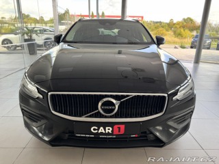 Volvo V60 B4 AUT*145kW*KeyLess*Tažn 2022