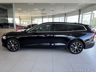 Volvo V60 B4 AUT*145kW*KeyLess*Tažn 2022