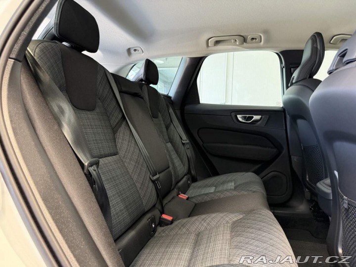 Volvo XC60 B5 2.0L 250+14 HPAT8 AWD 2026