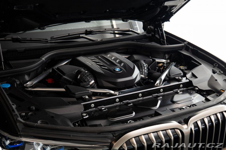 BMW X7 M50i/360/HarmanKardon/Pan 2022
