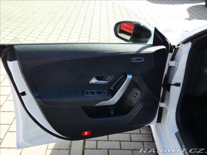 Mercedes-Benz CLA 2,0 200d 4M,1Maj, ČR, dph 2023