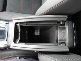 Mercedes-Benz GLB 2,0 200d 4M, 1.Maj, ČR. D 2025