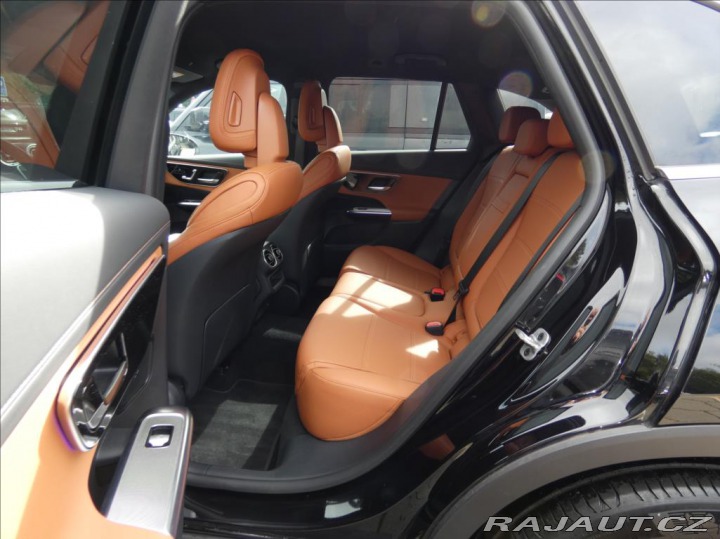 Mercedes-Benz GLC 2,0 220d 4M, 1.Maj, ČR, D 2024