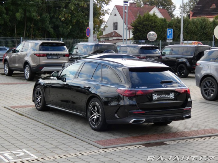 Mercedes-Benz E 2,0 300de 4M,1Maj, ČR, DP 2025