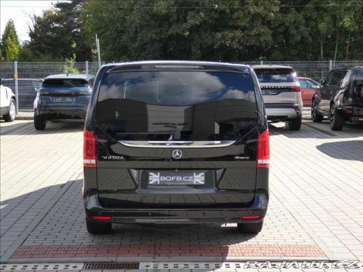 Mercedes-Benz V 2,0 250d 4M, 1.Maj, ČR, D 2024