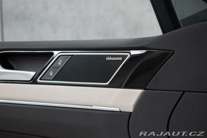 Volkswagen Passat 2.0 TDI 110*DSG*KAMERY360 2019