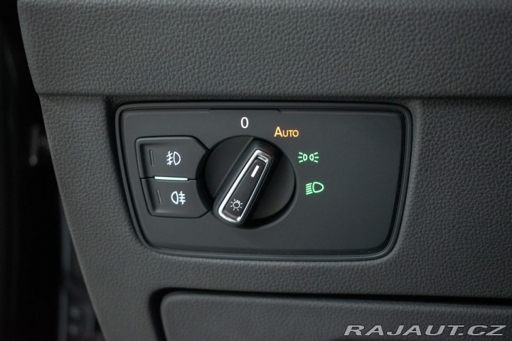 Volkswagen Passat 2.0 TDI 110*DSG*KAMERY360 2019