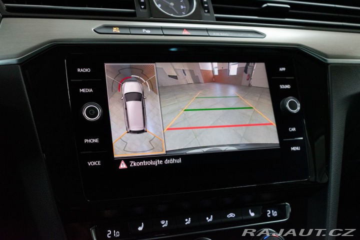 Volkswagen Passat 2.0 TDI 110*DSG*KAMERY360 2019
