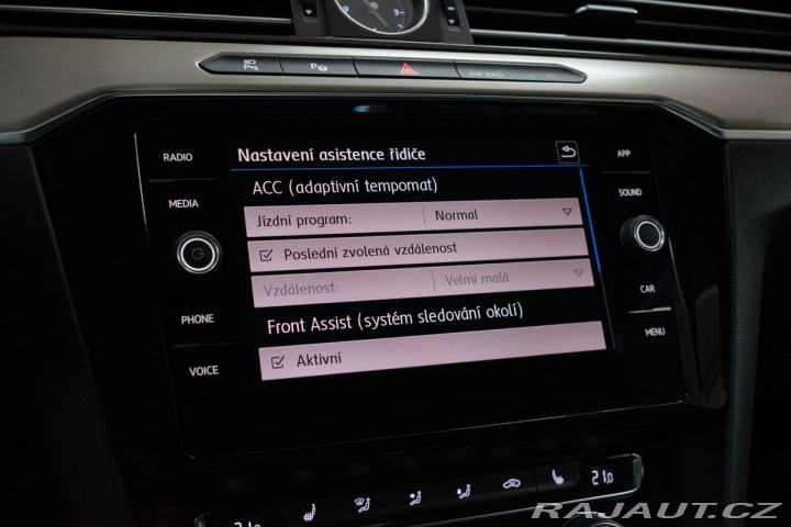 Volkswagen Passat 2.0 TDI 110*DSG*KAMERY360 2019