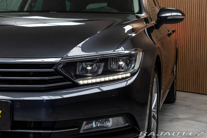 Volkswagen Passat 2.0 TDI 110*DSG*KAMERY360 2019