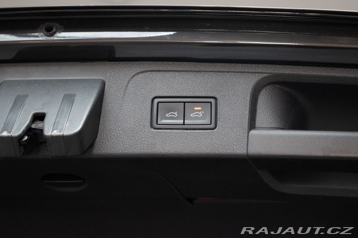 Volkswagen Passat 2.0 TDI 110*DSG*KAMERY360 2019