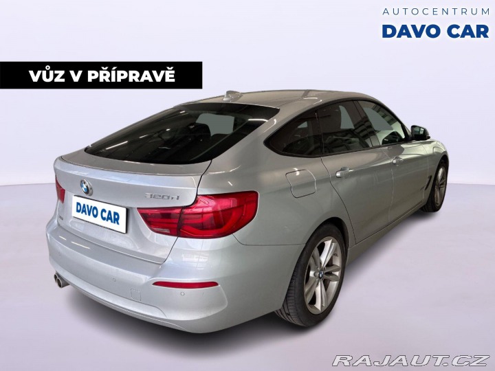 BMW 3 2,0 320d 140kW xDrive CZ 2017