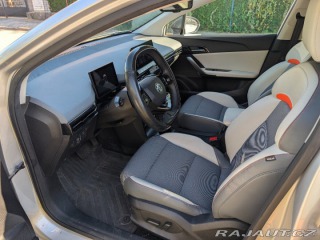 MG MG4 77 kWh (180 kW) 2024 2024