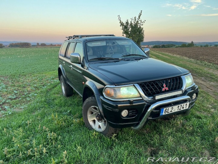 Mitsubishi Pajero 3,0 6V 125kw LPG 1800