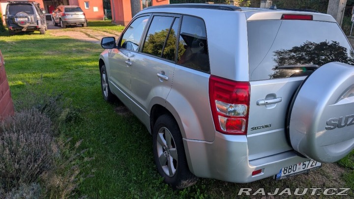 Suzuki Grand Vitara 2,4   JLX-ES 4×4, manuál, 2011