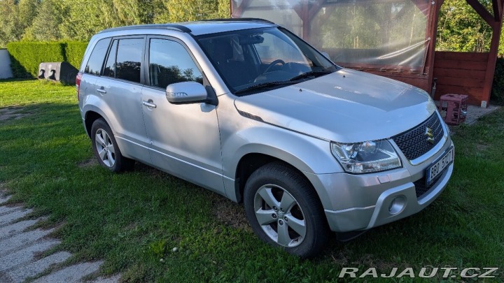 Suzuki Grand Vitara 2,4   JLX-ES 4×4, manuál, 2011
