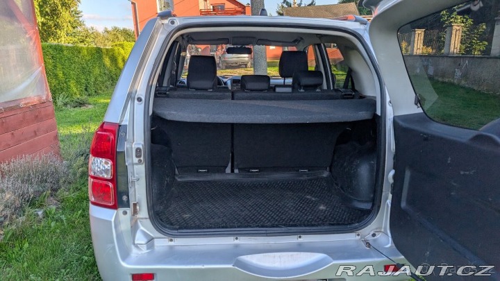 Suzuki Grand Vitara 2,4   JLX-ES 4×4, manuál, 2011