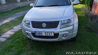 Suzuki Grand Vitara 2,4 JLX-ES 4×4, manuál, 2011