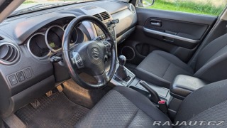 Suzuki Grand Vitara 2,4 JLX-ES 4×4, manuál, 2011