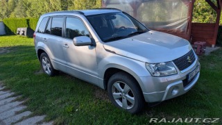 Suzuki Grand Vitara 2,4 JLX-ES 4×4, manuál, 2011