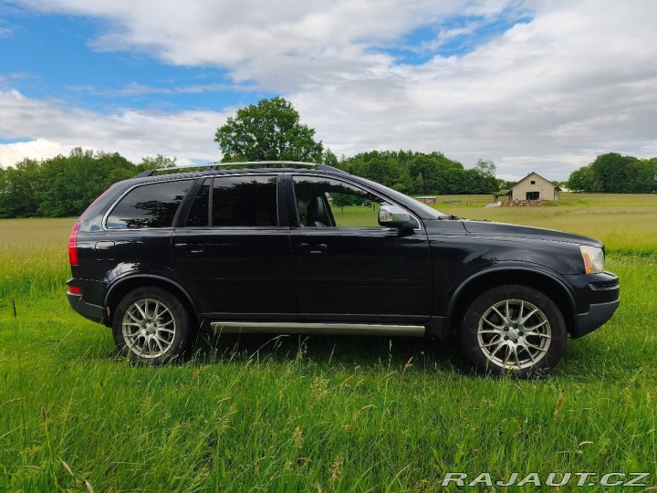 Volvo XC90 2,4 D5 120 kW, AWD, 7-m 2011